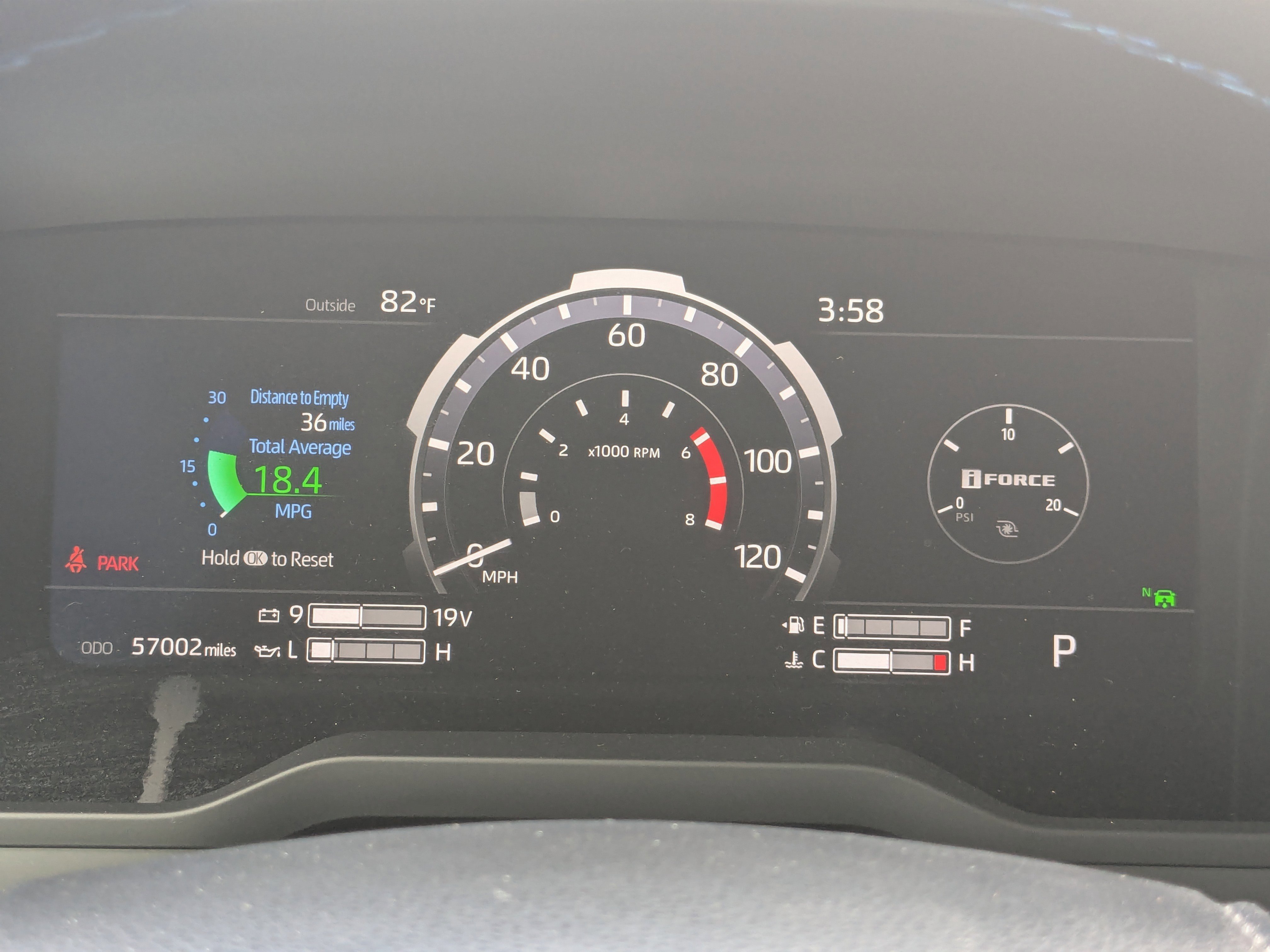2022 Toyota Tundra Platinum photo 6