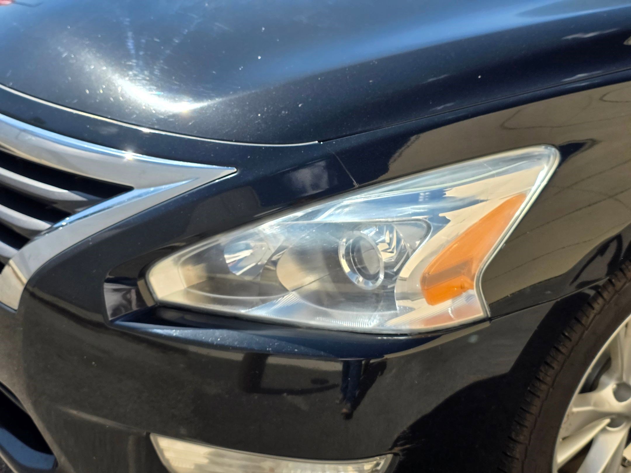 2015 Nissan Altima 2.5 SV photo 9