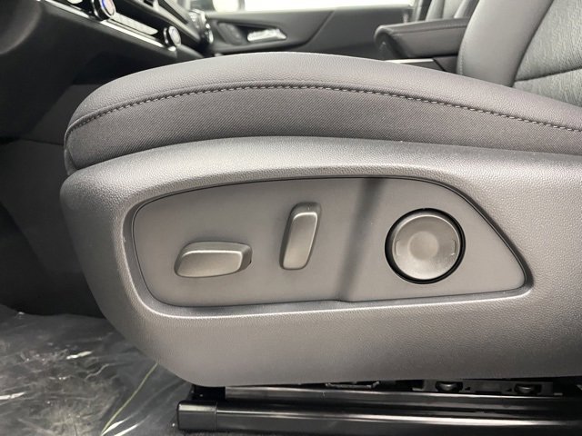 2026 Chevrolet Equinox LT photo 8