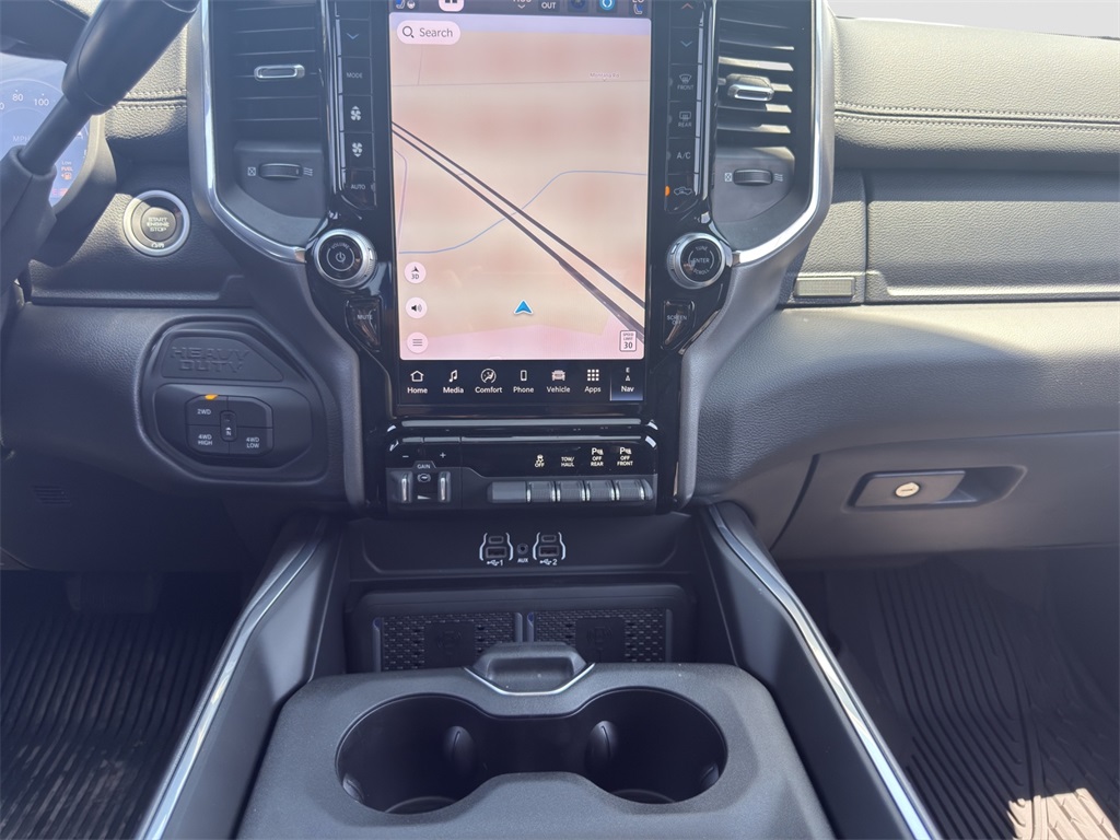 2025 Ram 2500 Laramie photo 15