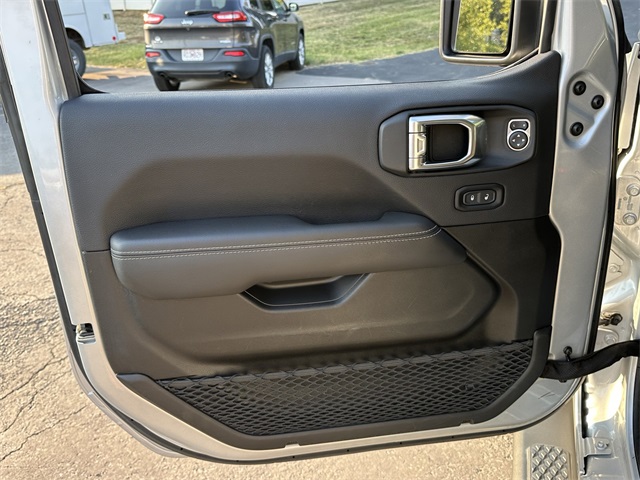 2023 Jeep Gladiator Overland photo 29