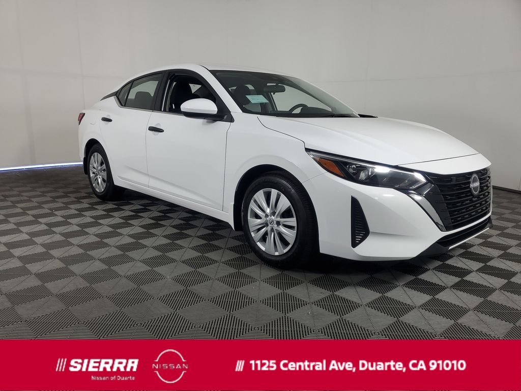 2025 Nissan Sentra S's photo