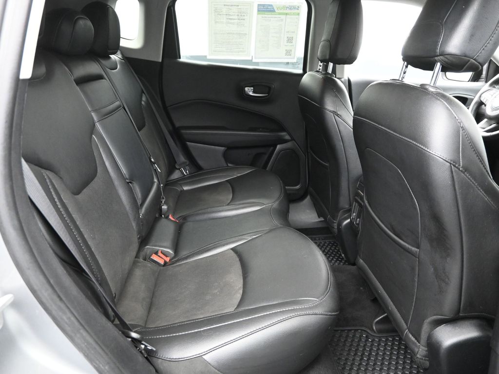 2019 Jeep Compass Altitude photo 9
