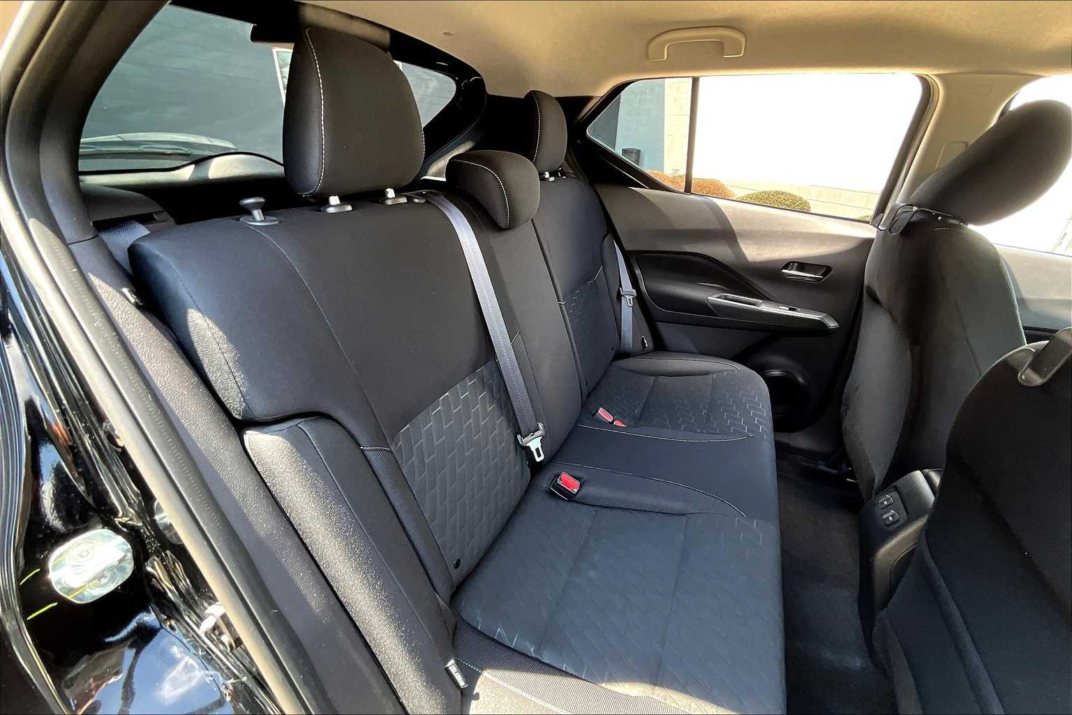 2024 Nissan Kicks SV photo 17