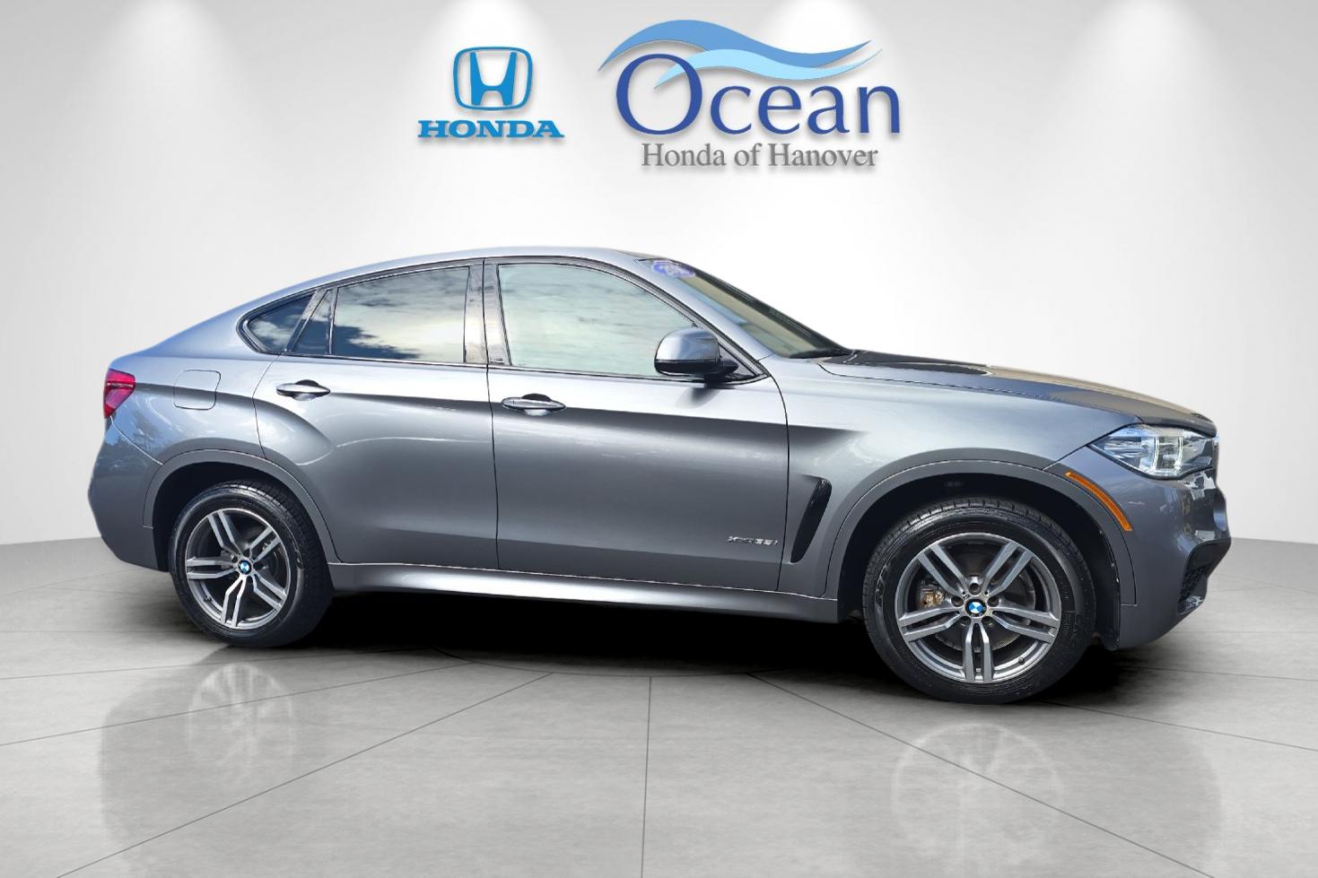 Used 2016 BMW X6 xDrive35i with VIN 5UXKU2C50G0N81718 for sale in Hanover, MA