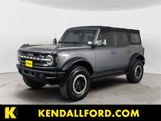 2021 Ford Bronco 4-Door Outer Banks's photo