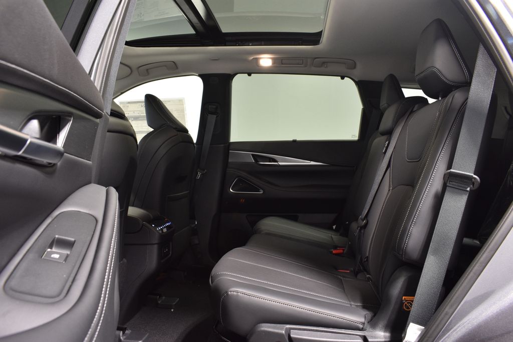 2026 Infiniti QX60 Luxe AWD photo 28
