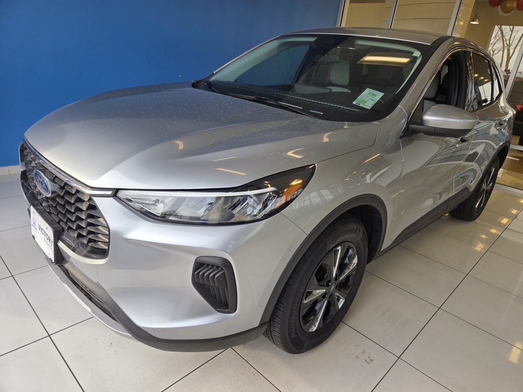 2023 Ford Escape Active's photo