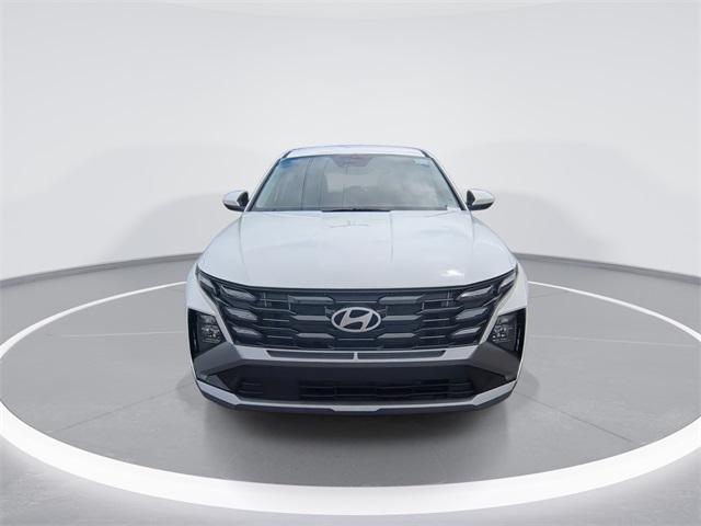 2026 Hyundai Tucson SE photo 3