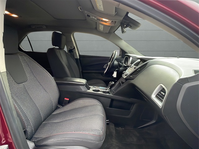 2016 Chevrolet Equinox LT photo 32
