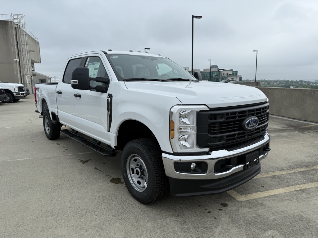 2025 Ford F-250 XL photo 3