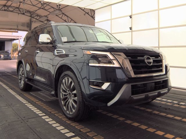 2023 Nissan Armada Platinum photo 3