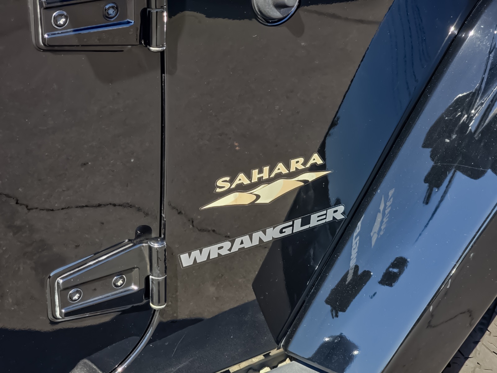 2014 Jeep Wrangler Sahara photo 24