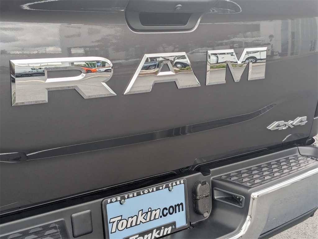 2025 Ram 2500 Tradesman photo 26