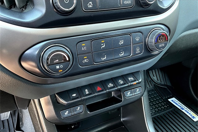2022 Chevrolet Colorado Z71 photo 16