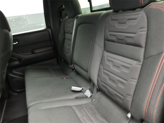 2024 Nissan Frontier PRO-X photo 12