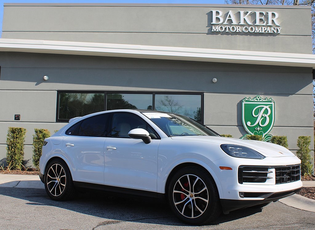 2024 Porsche Cayenne Coup S's photo