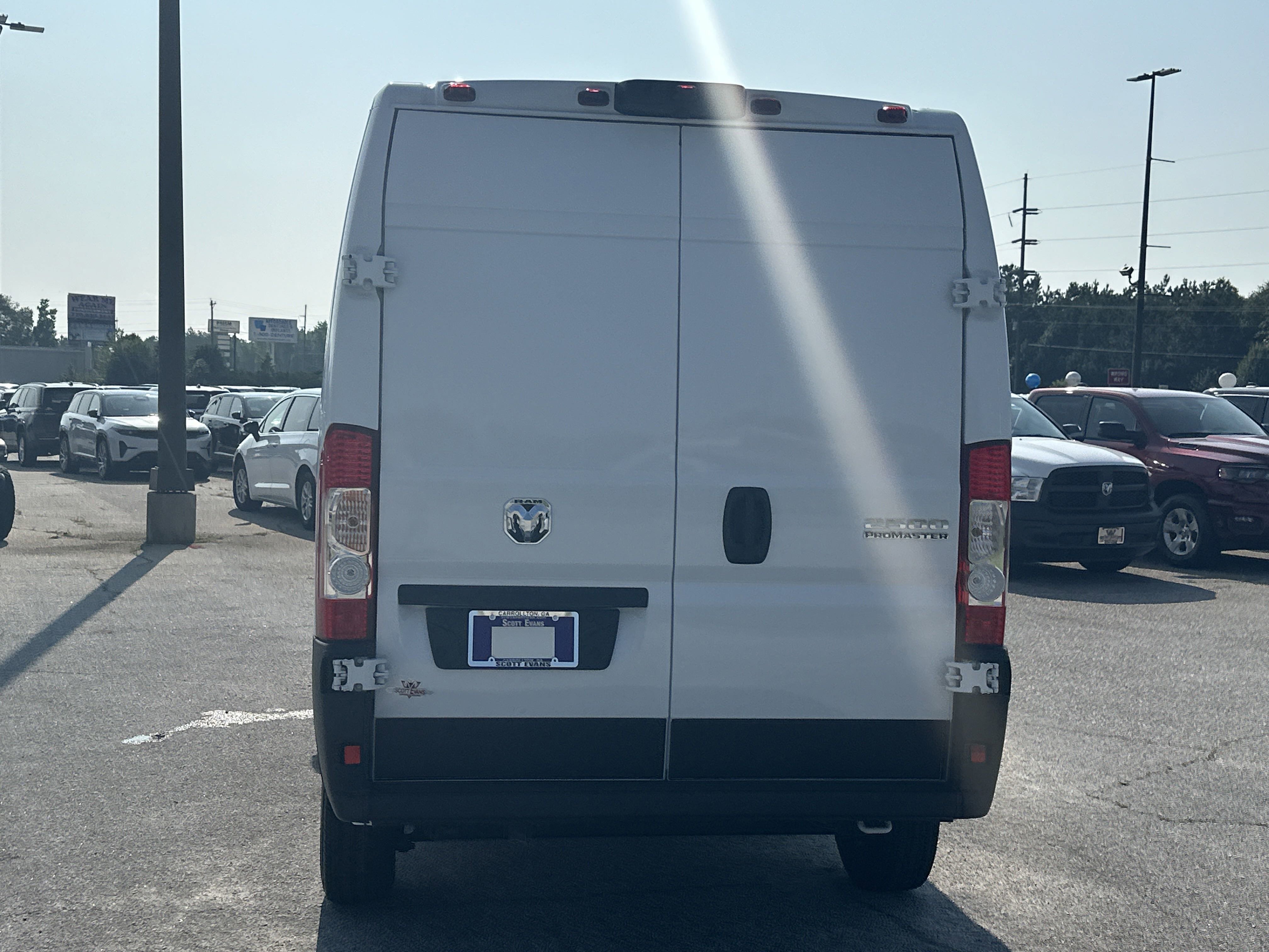 2025 Ram ProMaster 2500 photo 3