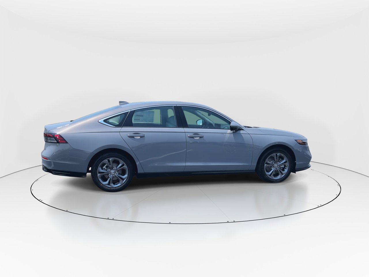 2025 Honda Accord Hybrid EX-L photo 9