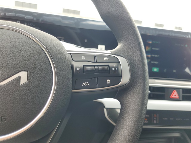 2026 Kia K5 LXS photo 16