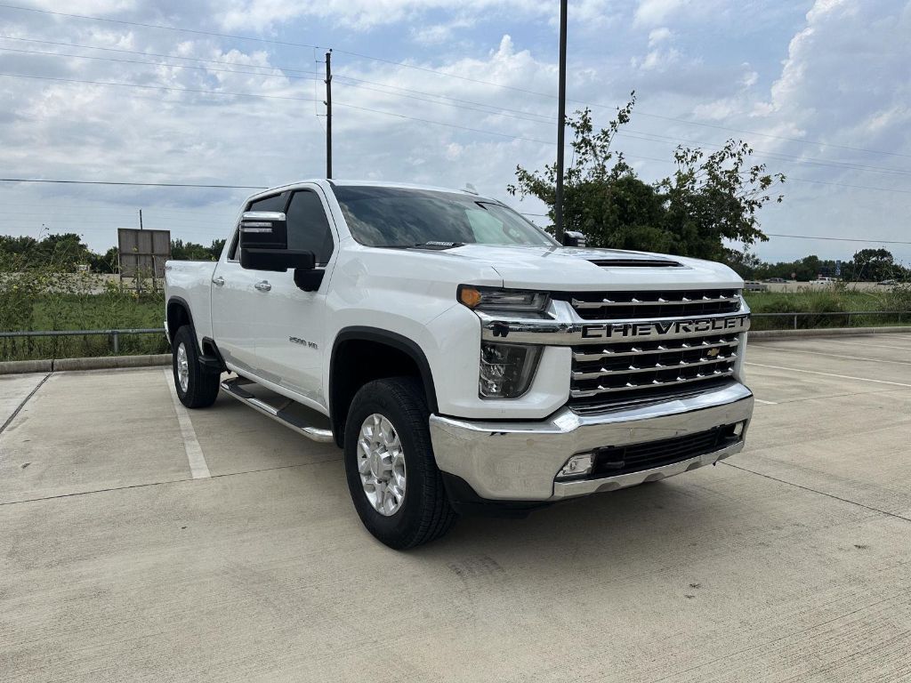 2020 Chevrolet Silverado 2500HD LTZ photo 3