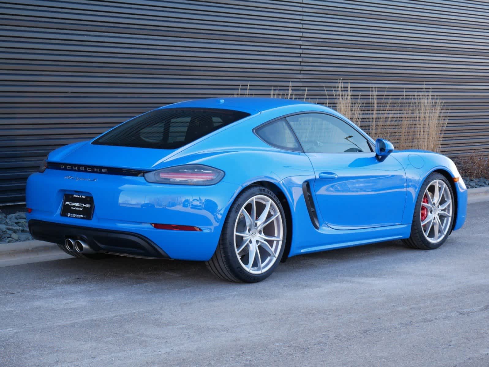 2025 Porsche Cayman S photo 23
