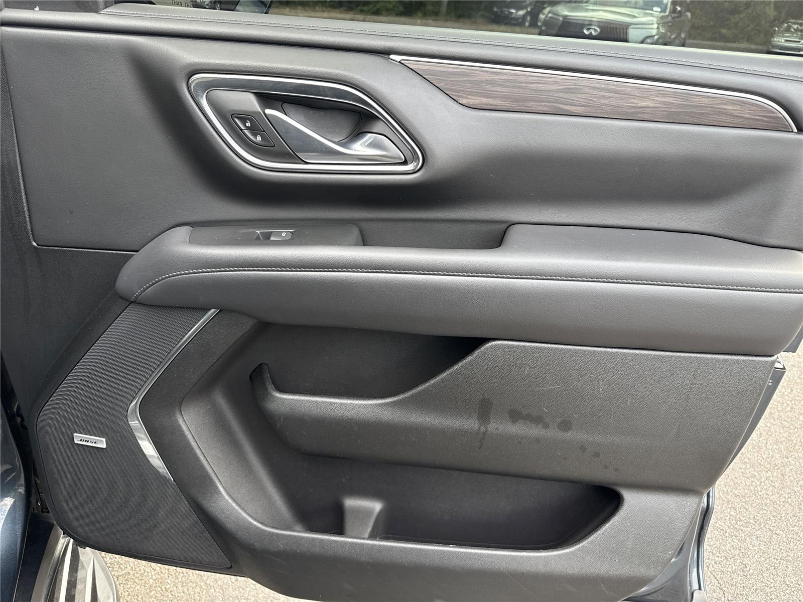 2021 Chevrolet Suburban 1500 LT photo 23