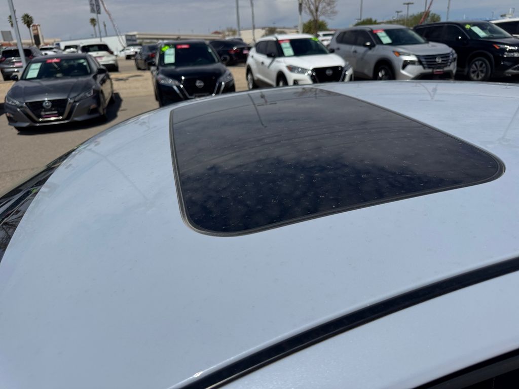 2024 Nissan Altima SR photo 21