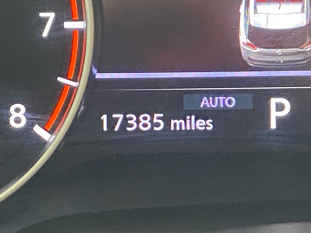 2023 Nissan Rogue SV photo 10