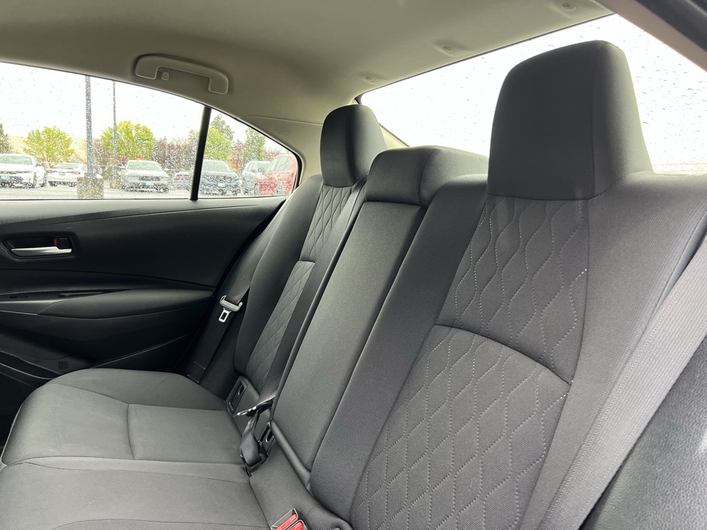 2020 Toyota Corolla Hybrid LE photo 24