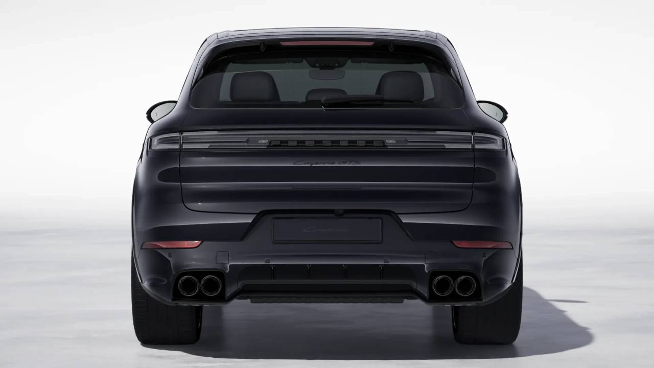 2025 Porsche Cayenne GTS photo 8