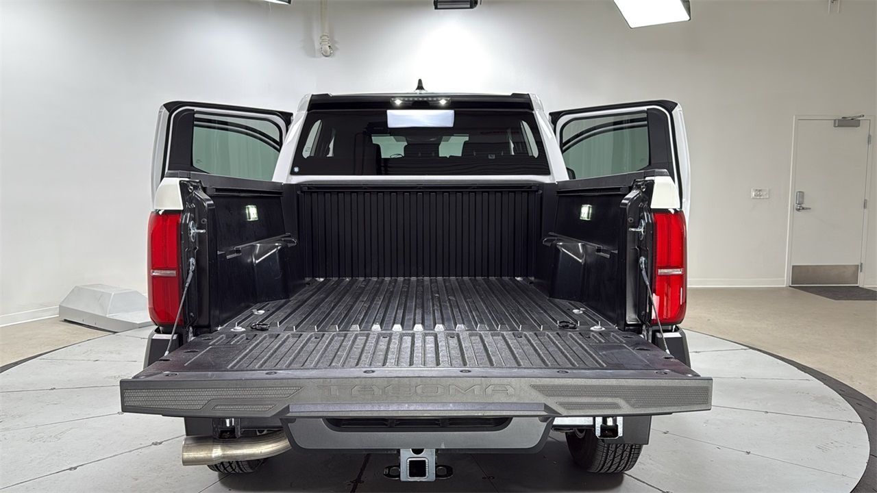 2024 Toyota Tacoma SR 4x4 Double Cab photo 15