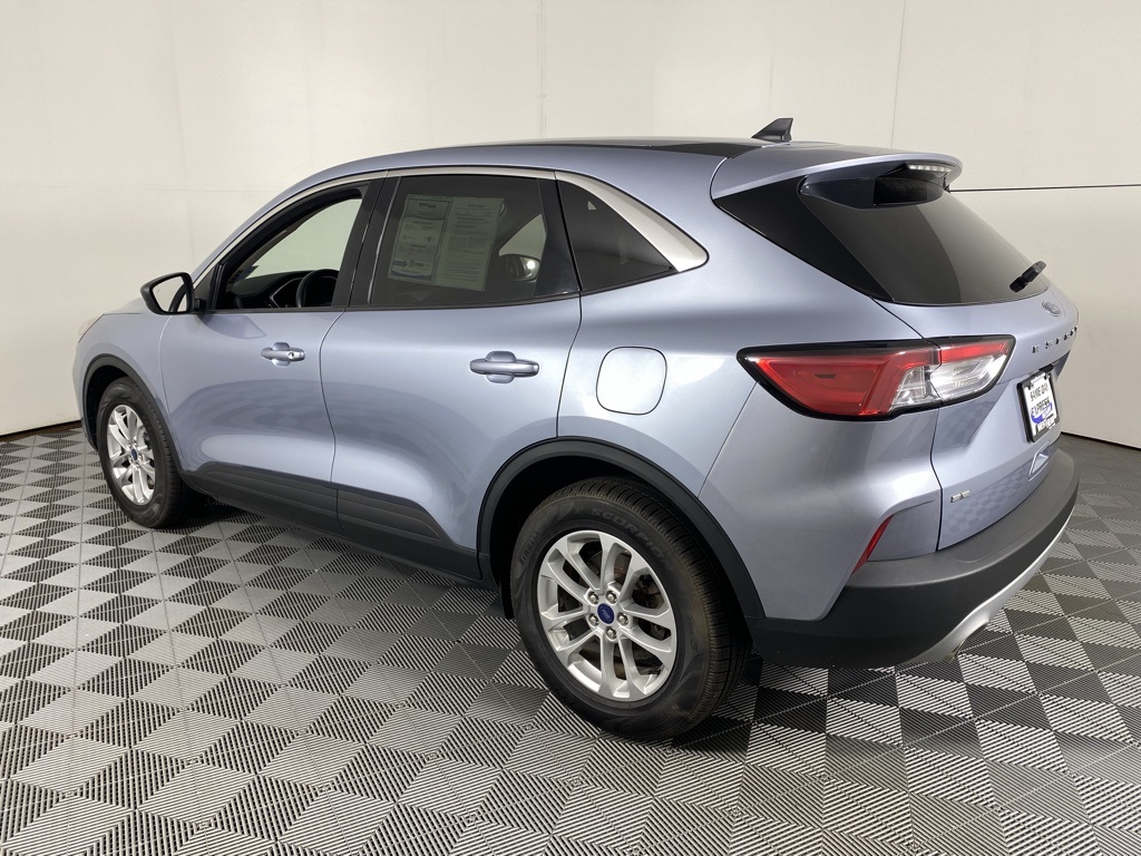2022 Ford Escape SE photo 8