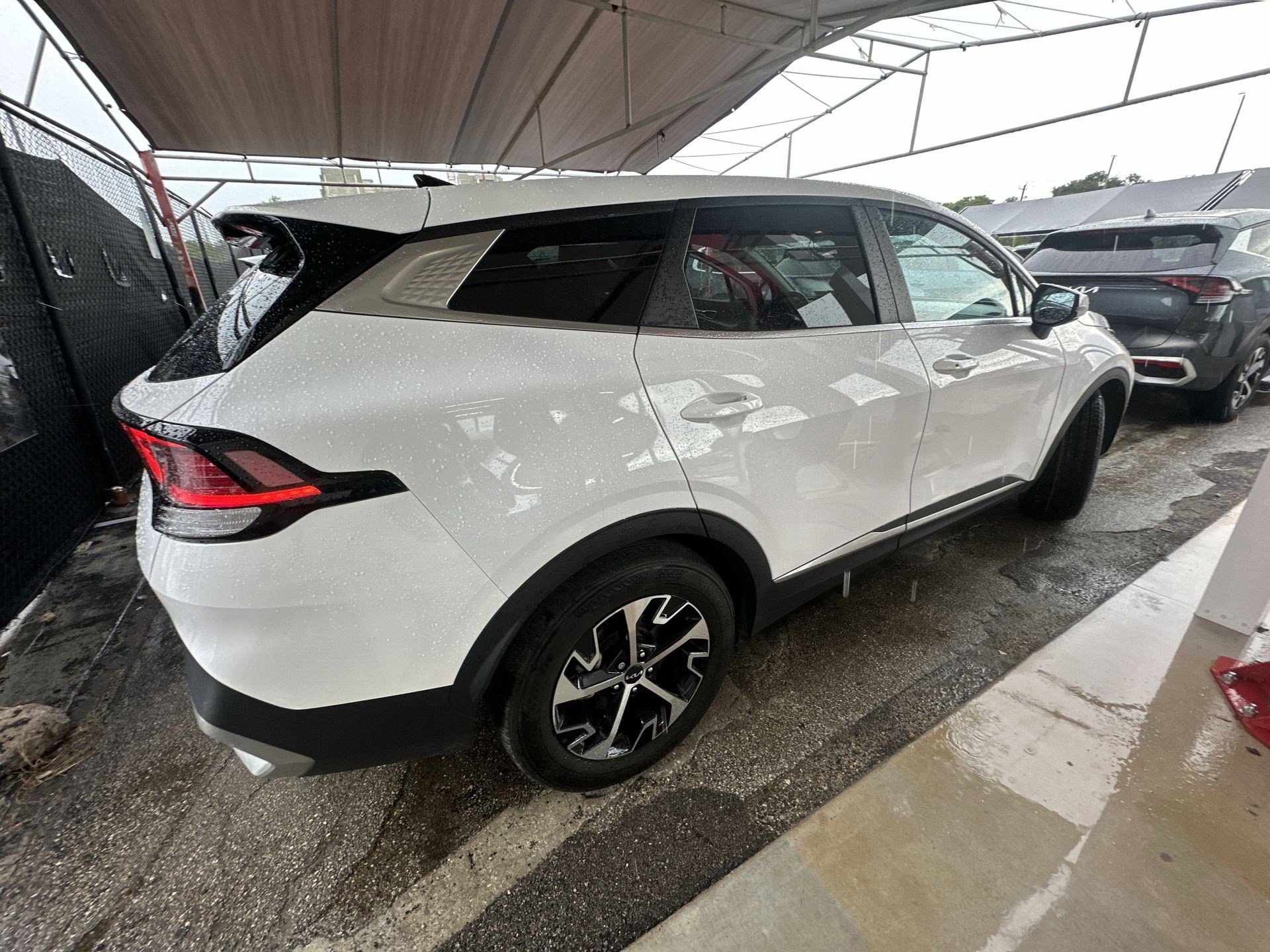 2023 Kia Sportage EX photo 17