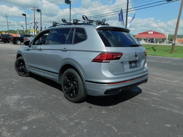 2023 Volkswagen Tiguan SE R-Line Black photo 4