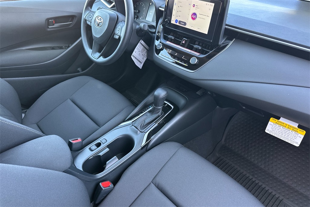 2025 Toyota Corolla LE photo 15