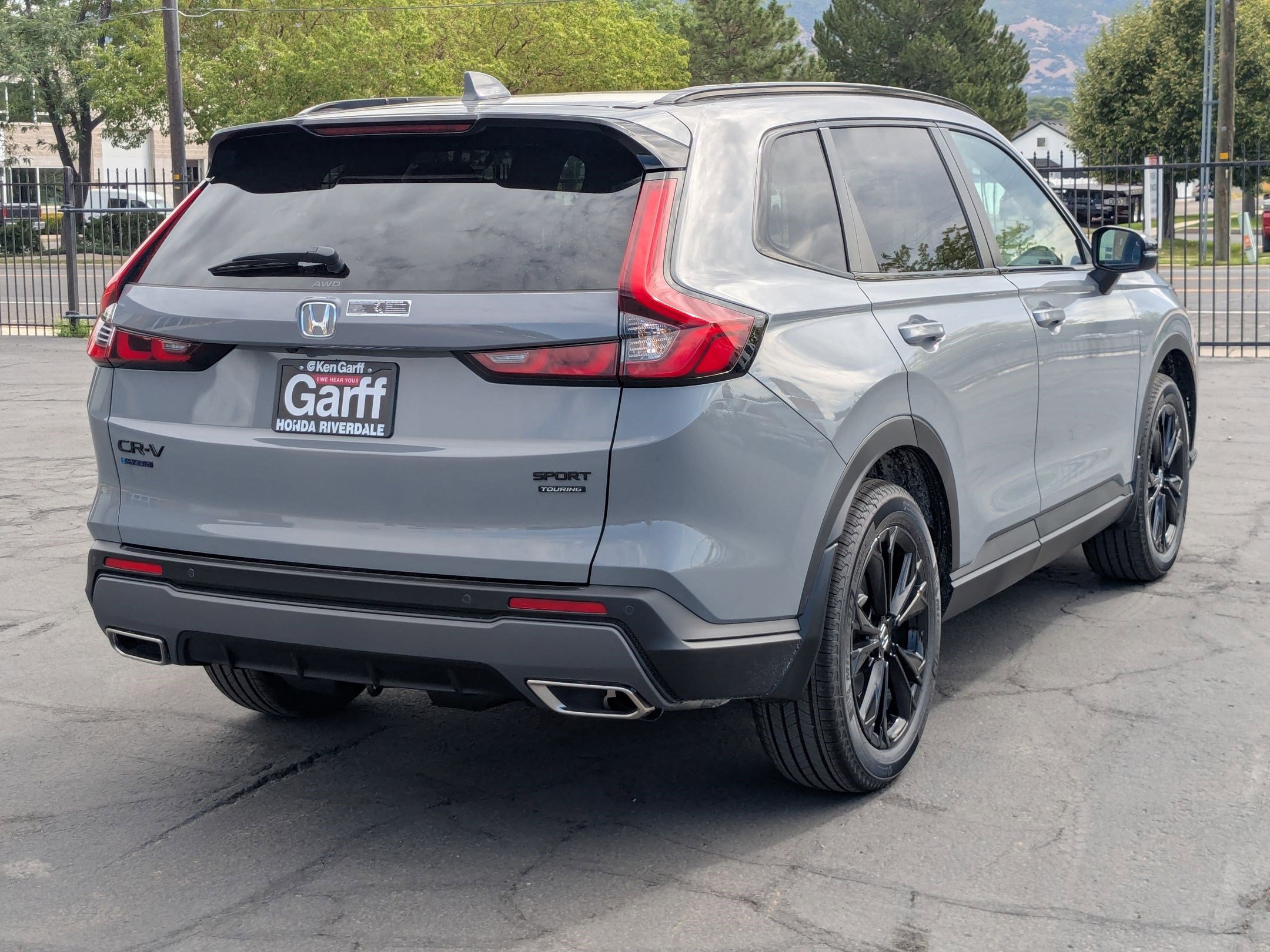 2026 Honda CR-V Sport Touring Hybrid photo 3