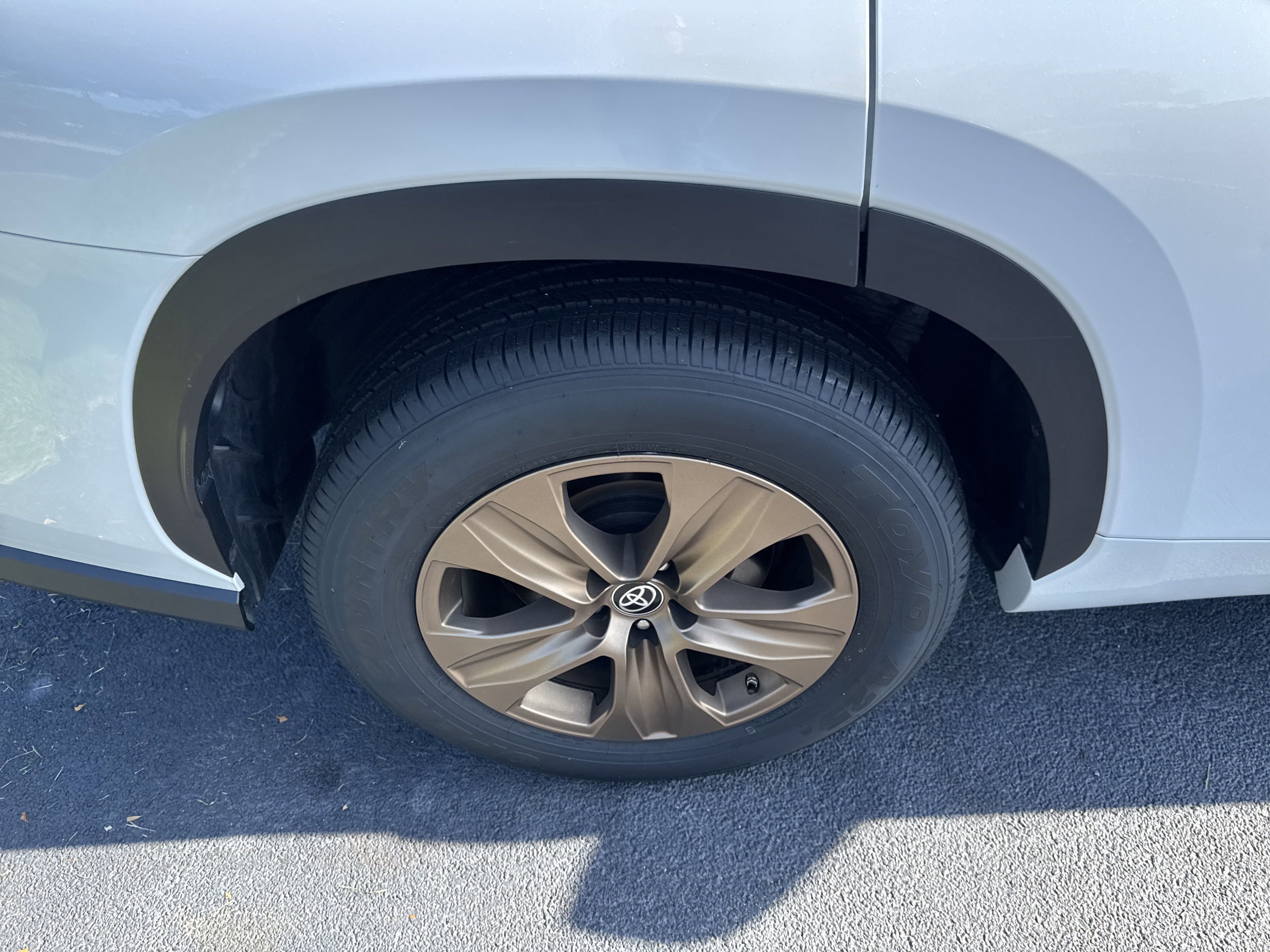 2023 Toyota Highlander Bronze Edition photo 9