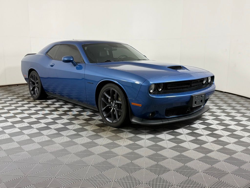 2022 Dodge Challenger R/T's photo