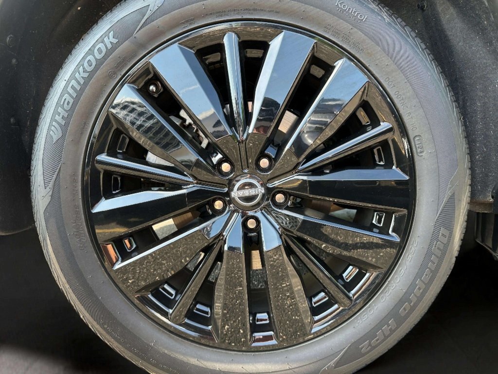 2024 Nissan Pathfinder SL photo 38