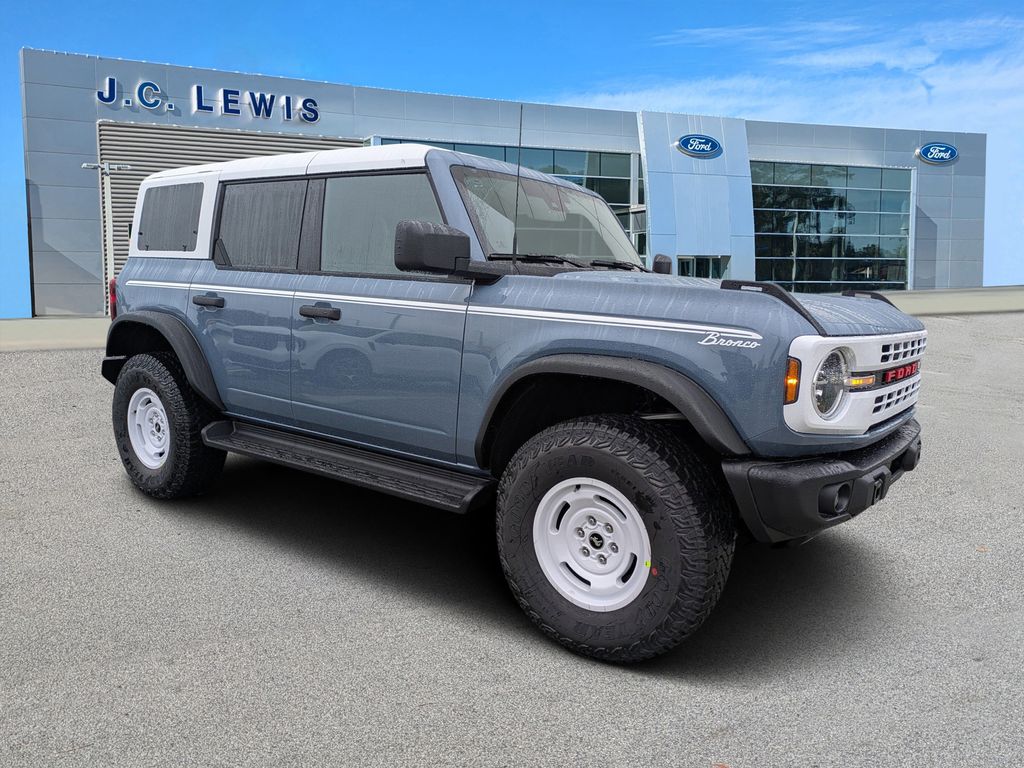 2025 Ford Bronco 4-Door Heritage Editon's photo