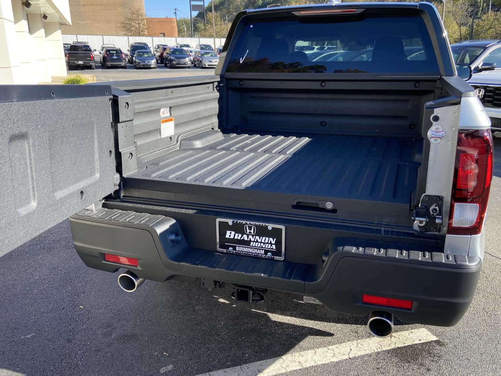 2025 Honda Ridgeline Sport photo 3