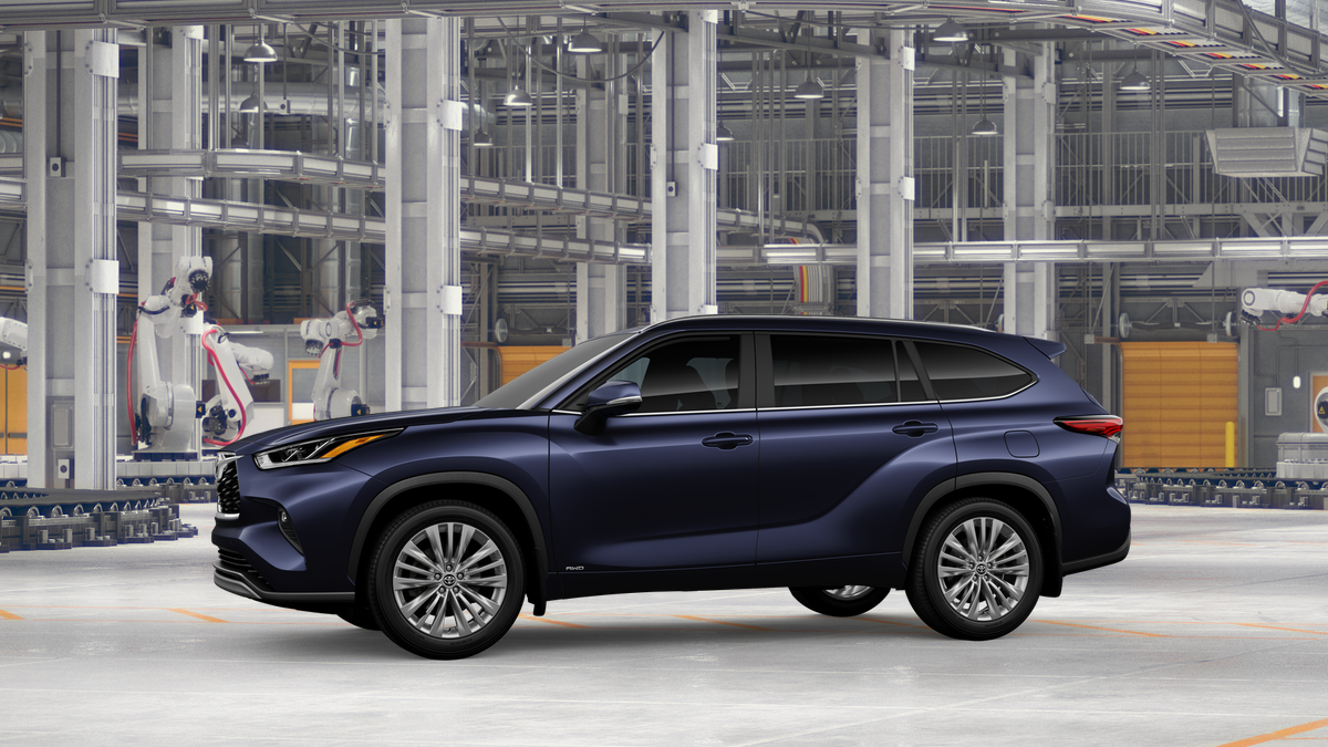 2026 Toyota Highlander Platinum photo 3