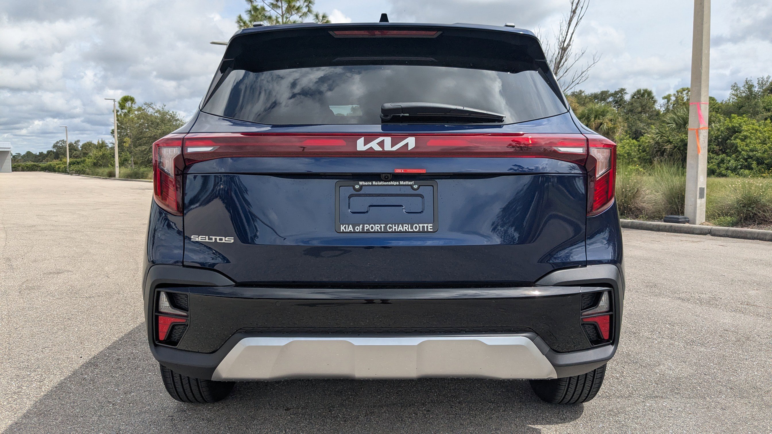 2026 Kia Seltos EX photo 4