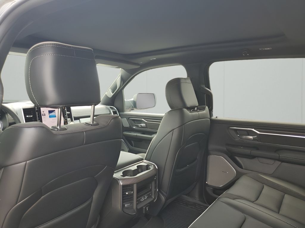 2026 Ram 1500 Laramie photo 18