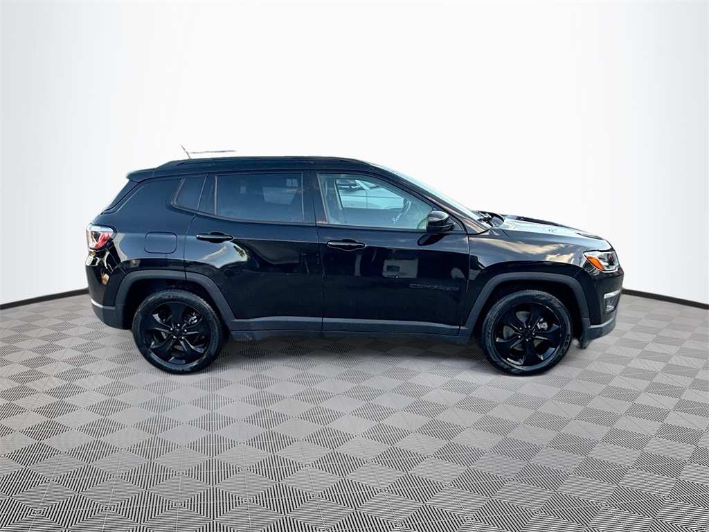 2021 Jeep Compass Altitude photo 2
