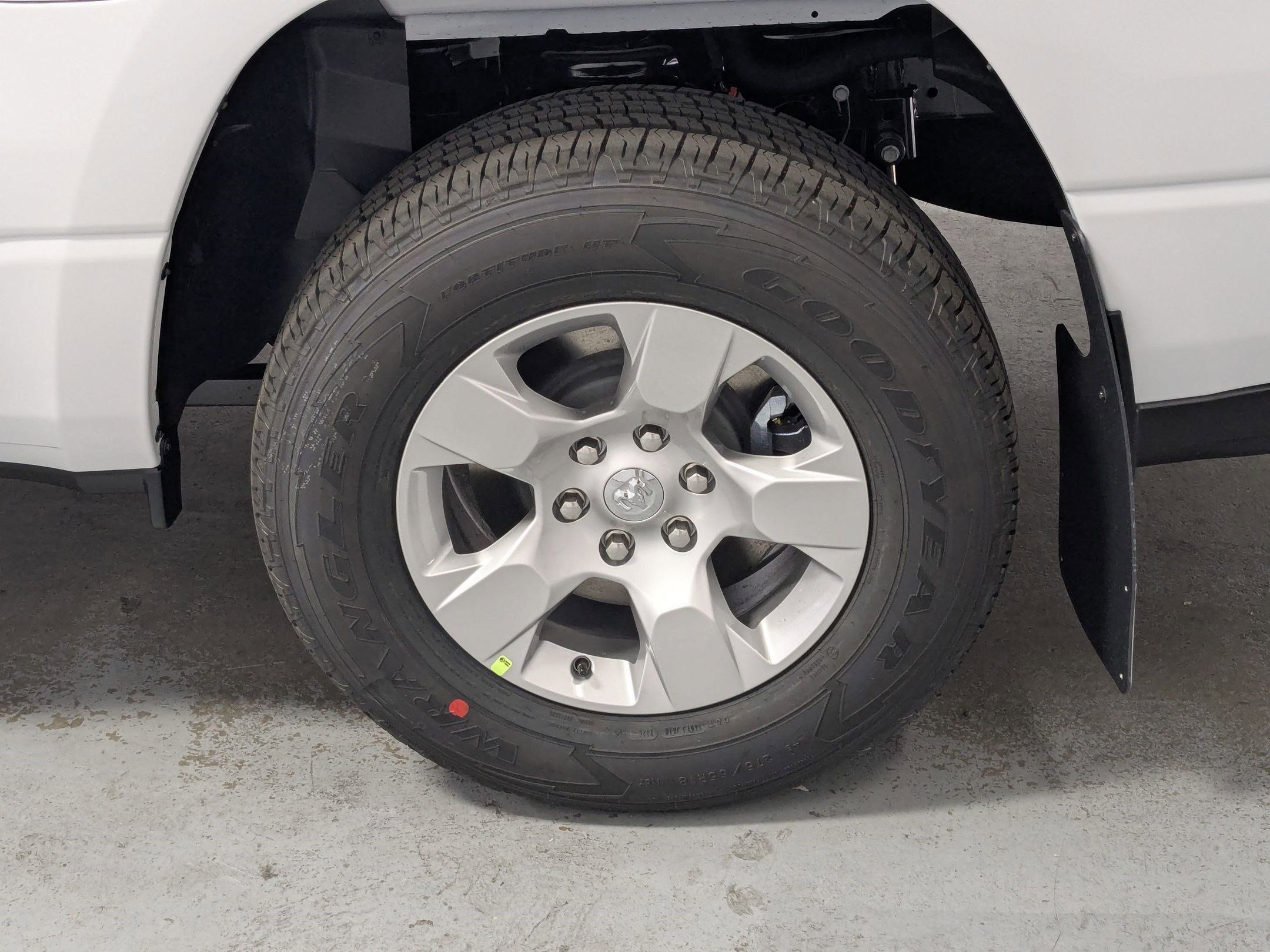 2025 Ram 1500 Tradesman photo 13