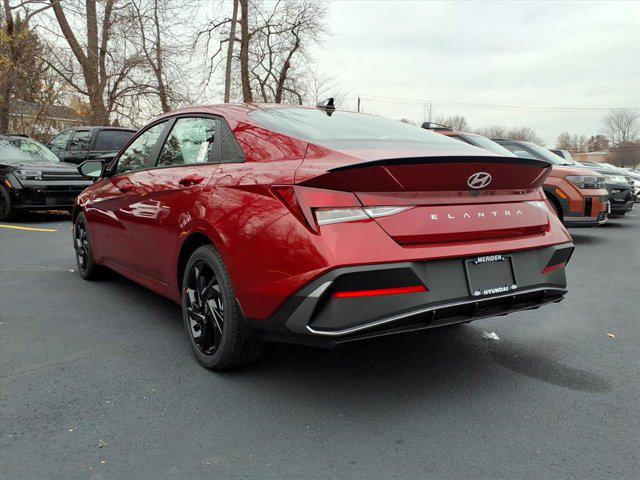 2026 Hyundai Elantra SEL Sport photo 2
