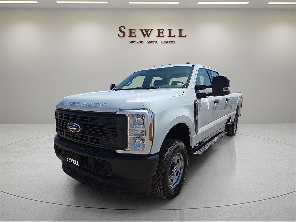 2025 Ford F-250 Super Duty XL's photo