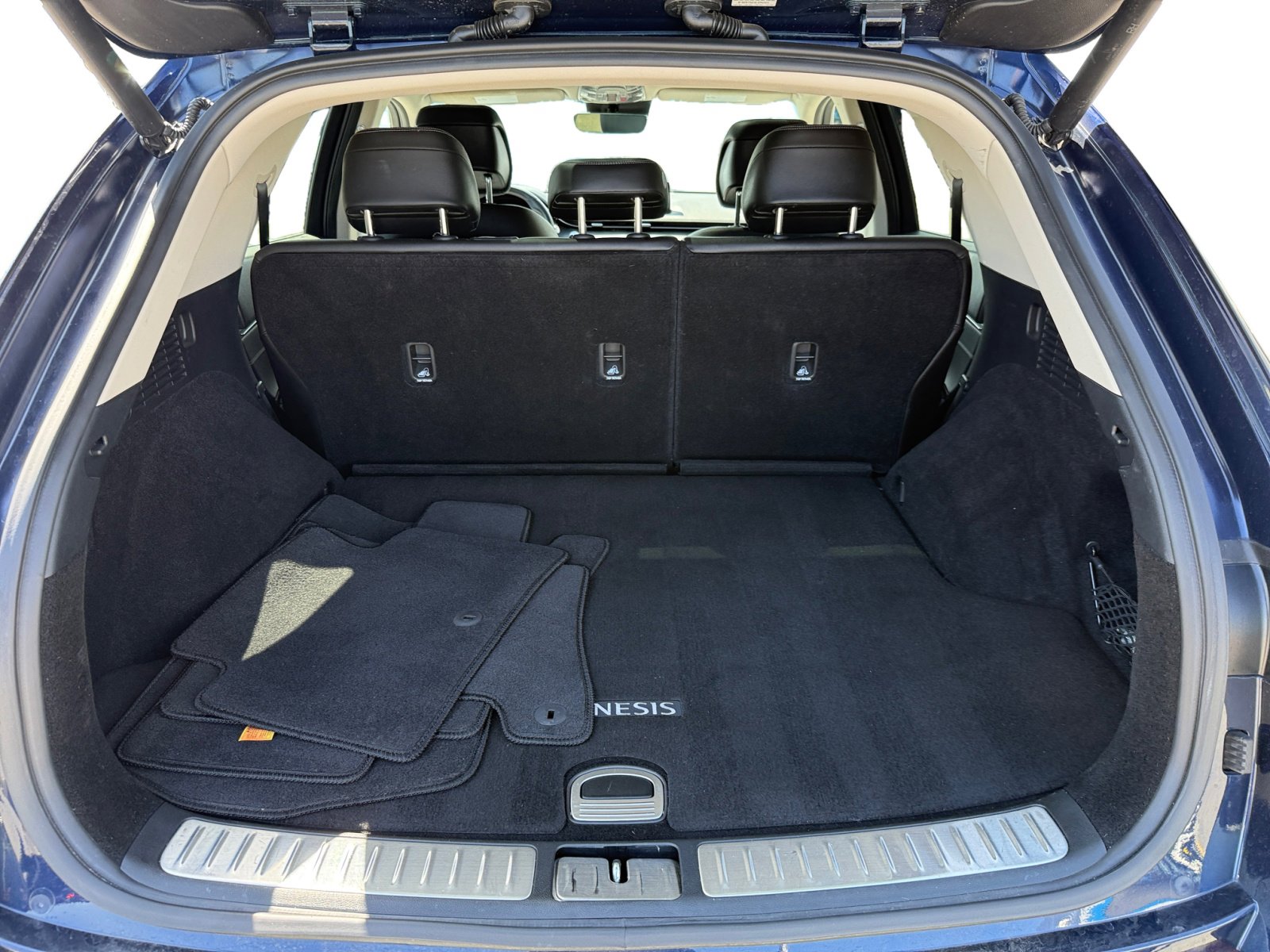 2023 Genesis GV70 2.5T photo 17